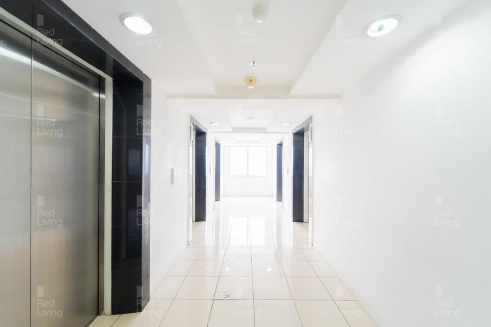 RedLiving Apartemen Bassura City - Gracefull Rooms Hotel in Jakarta