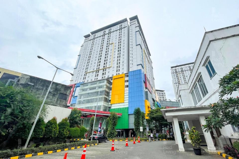 RedLiving Apartemen Bassura City - Gracefull Rooms Hotel in Jakarta