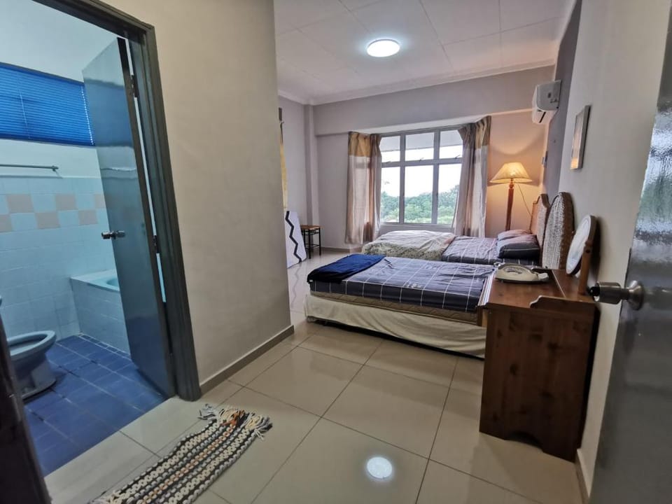 Relaxing Seaview 8-10pax 3B2B at Teluk Kemang, PD Apartment in Port Dickson