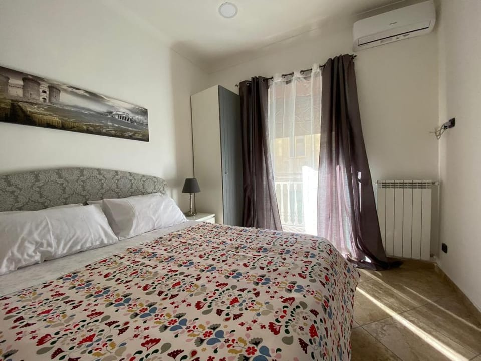 falu napoli centro matrimoniale standard grey Apartment in Naples