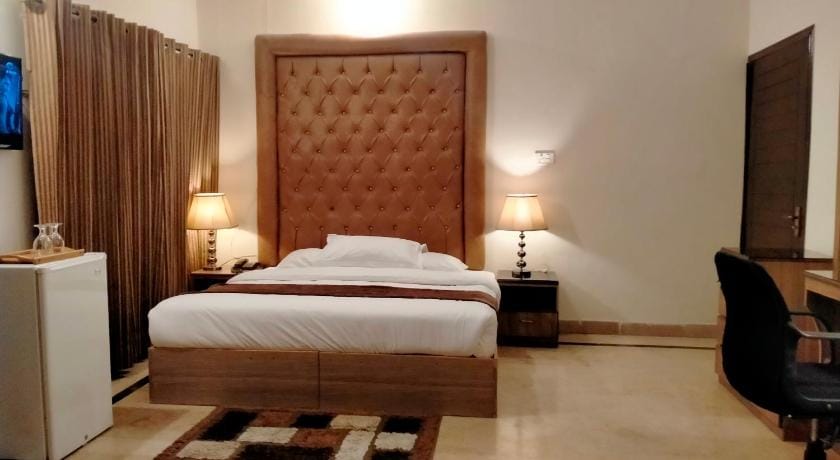 Peace Guest House Bed and Breakfast in Islamabad