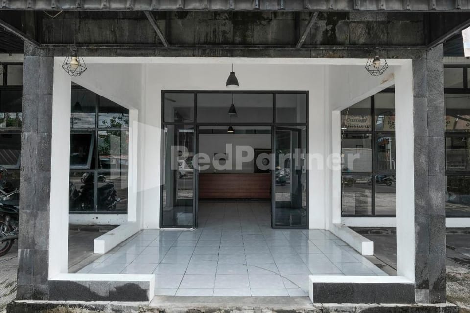 Katup Guest House Syariah Mitra RedDoorz Hotel in Yogyakarta