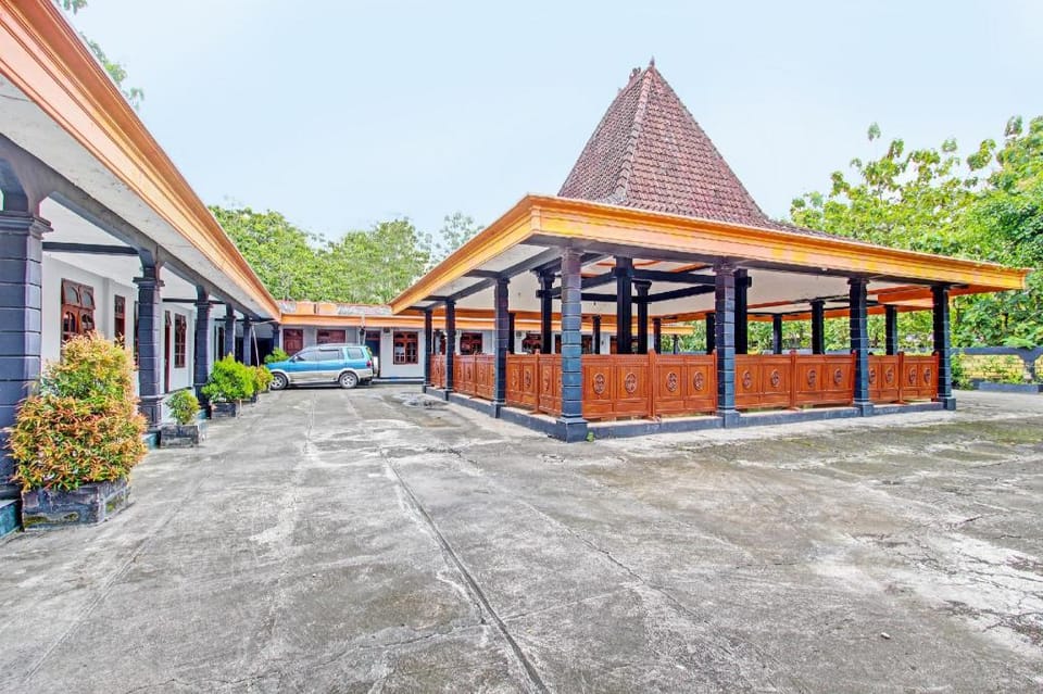 OYO 92290 Hotel Permata Sari Hotel in Special Region of Yogyakarta