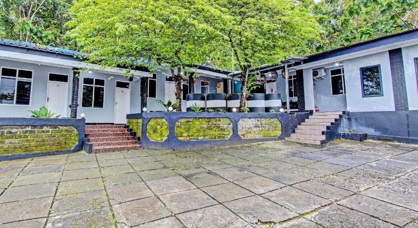 OYO 92287 Hotel Aji Mantoro Hotel in Special Region of Yogyakarta