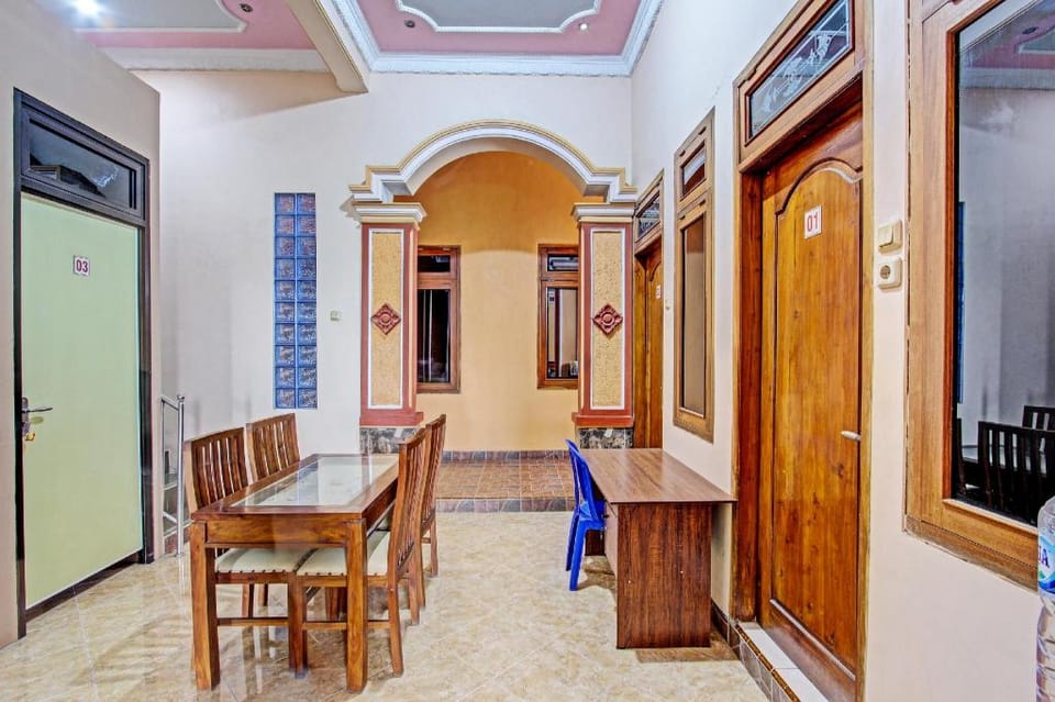SPOT ON 92373 Kristin Homestay 2 Hotel in Indonesia