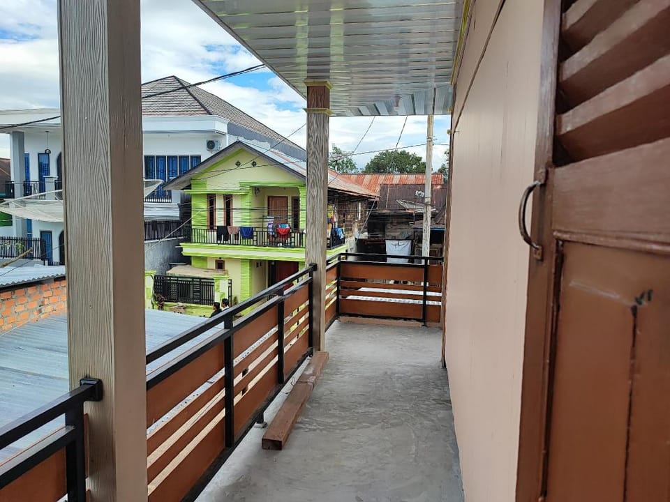 OYO 92357 Zzip Homestay Hotel in Indonesia