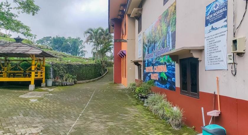 RedDoorz @ Pacet Mojokerto Hotel in East Java