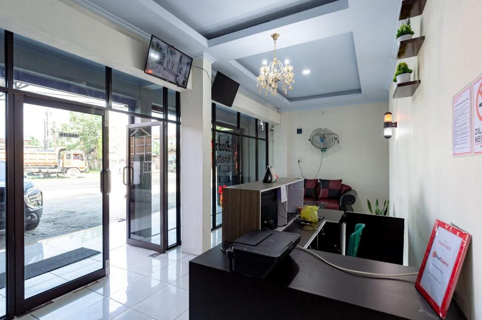 RedDoorz @ Simpang Pemda Medan Hotel in Indonesia