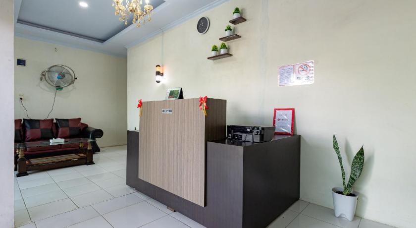 RedDoorz @ Simpang Pemda Medan Hotel in Indonesia
