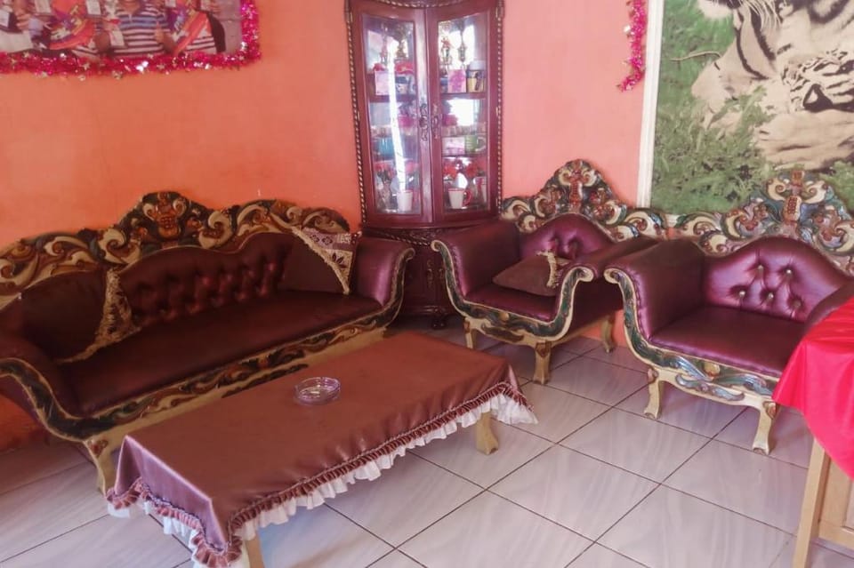 EXPRESS O 92251 Jaya Kusuma Homestay Near PONPES Darul Muhtadin Hotel in Indonesia