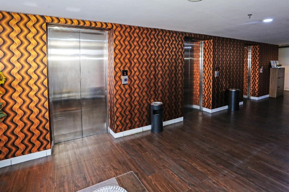 OYO 92317 Apartment Riverview By Alima View Hotel in West Java