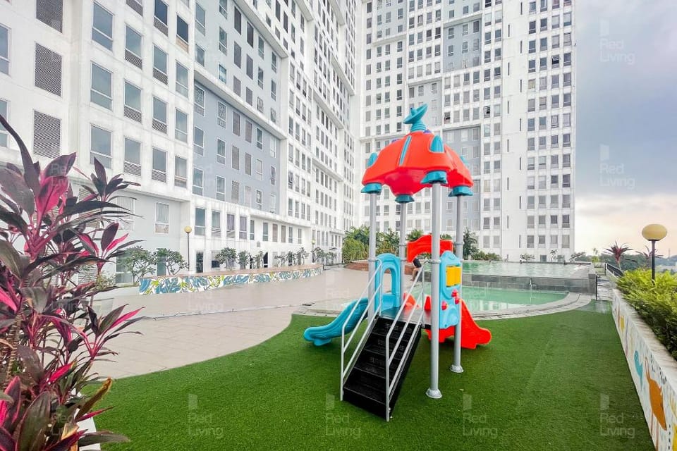 RedLiving Apartemen Patra Land Urbano - Kamarku Tower Mid-West Hotel in West Java