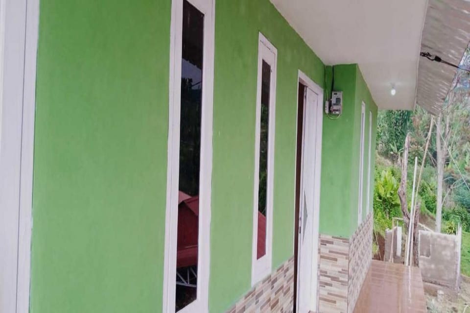 EXPRESS O 91843 Bbs Villa Ciater Hotel in West Java