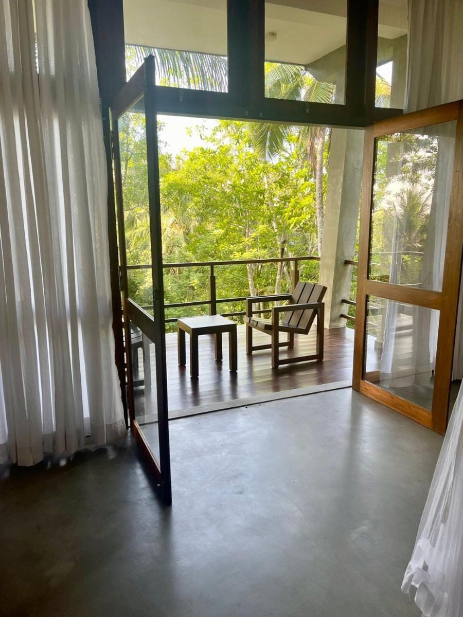 Atteriya HILLTOP Hotel in Southern Province