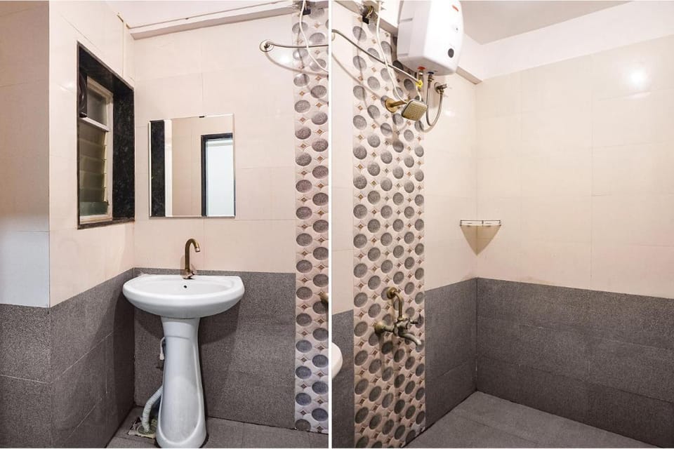 FabHotel Embassy - Nr Amanora Mall, Pune Hotel in Pune
