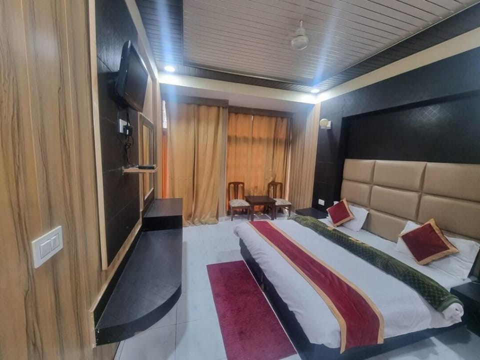 Hotel Kishna Palace Hotel in Uttarakhand