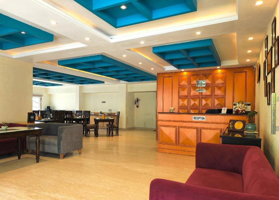 Hotel Luxury Inn by Stotrak Hospitality Hotel in Uttarakhand