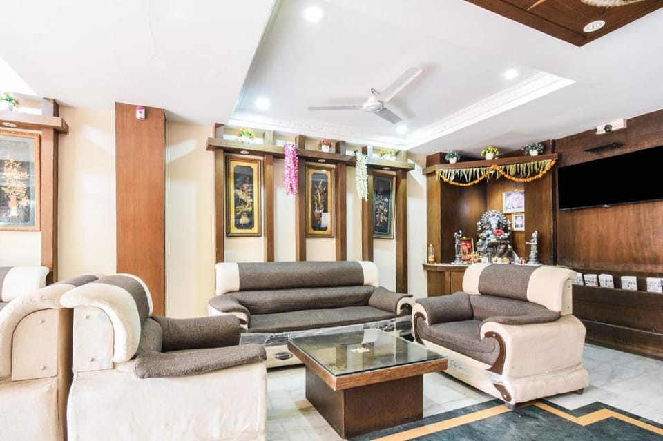 Townhouse OAK Secunderabad Near Railway Station Formerly Hotel Brahma Hotel in Hyderabad
