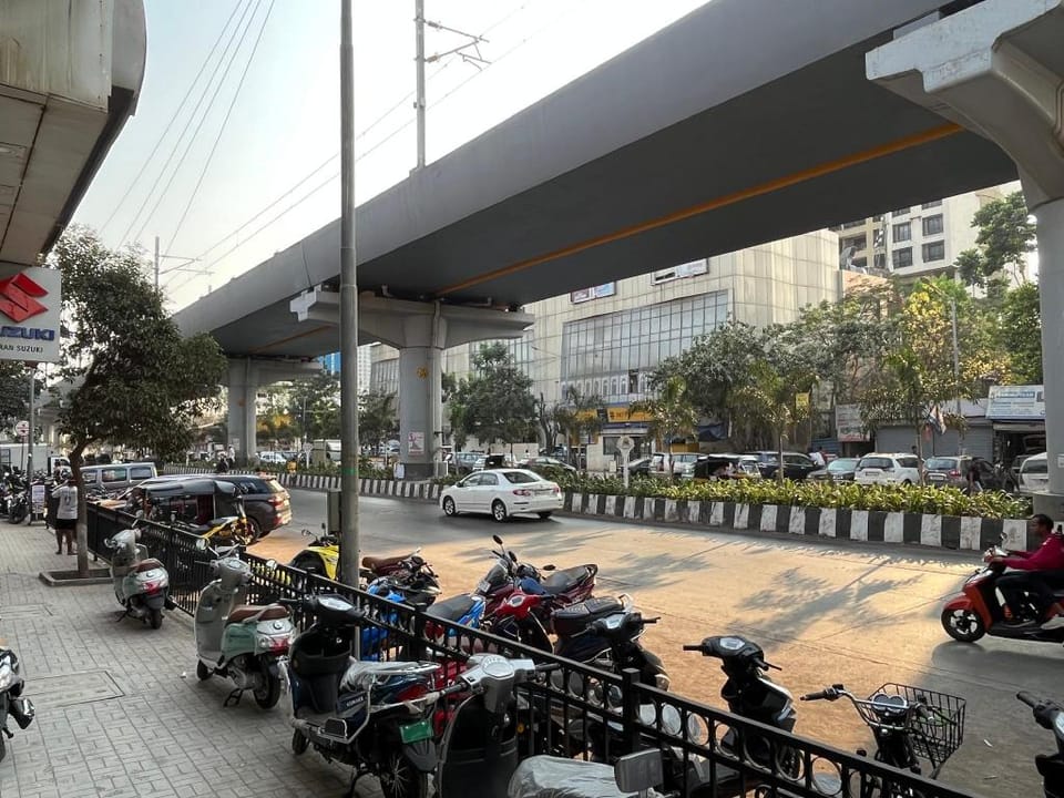 Hotel Delmond Prime - Near NESCO Hotel in Mumbai