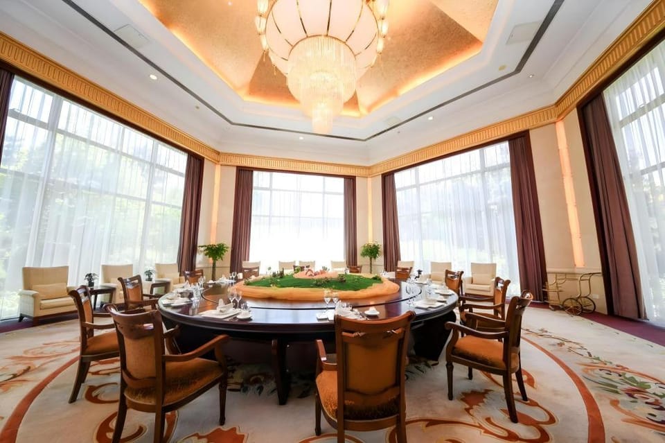 HeBei Cuipingshan Guesthouse Hotel in China