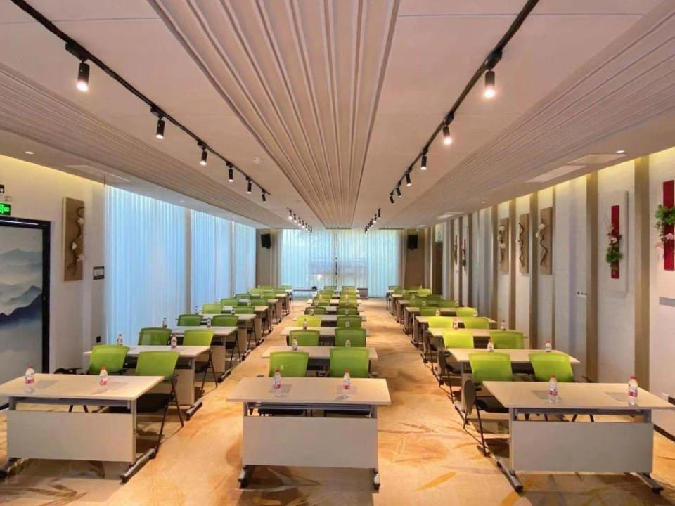 Argyle Boutique Hotel Guangzhou Panyu Lotus Mountain Hotel in Guangzhou