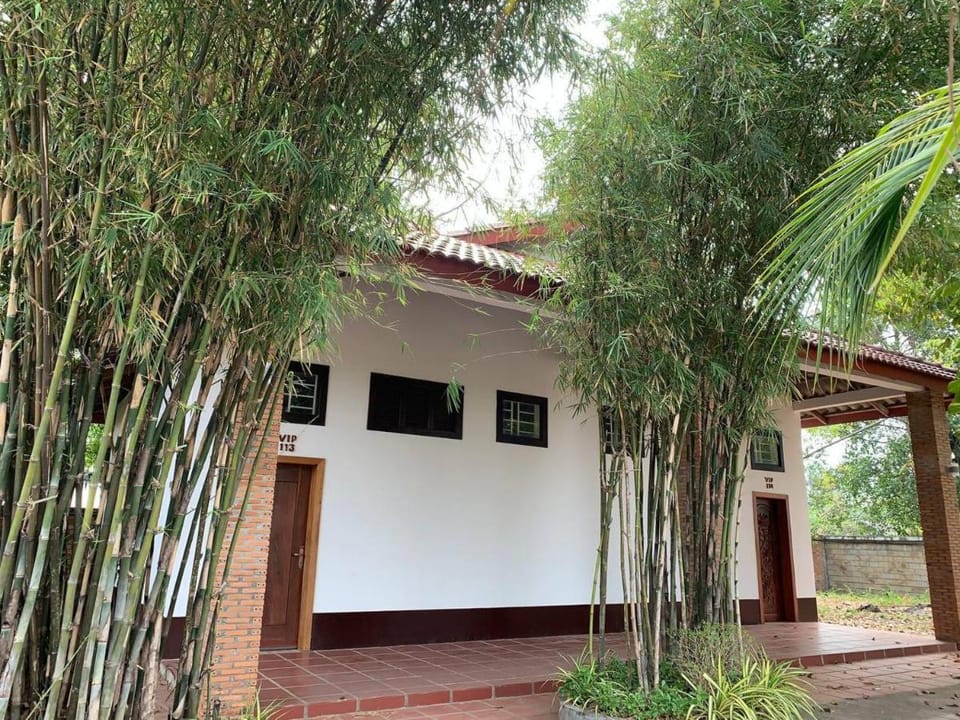 Kampheak Roath Bungalows Bed and Breakfast in Cambodia