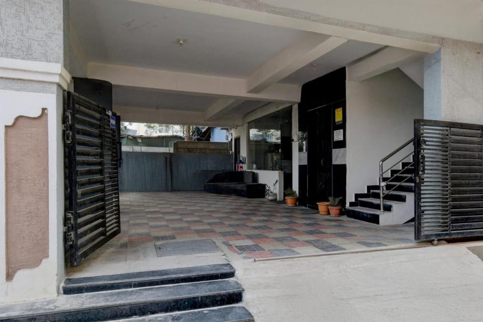 Hotel O Hi-Tech City Metro Station Formerly R K Serenity Hotel in Hyderabad