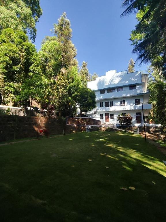 Seattle Garden Hotel in Tamil Nadu