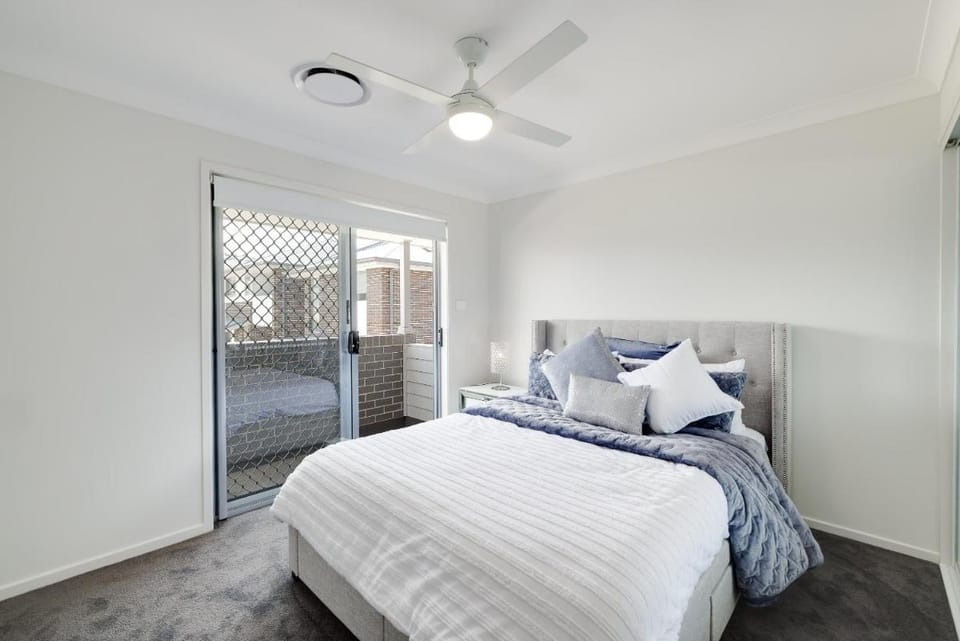 Stylish, Modern 3BR Charmhaven Getaway Vacation rental in Central Coast