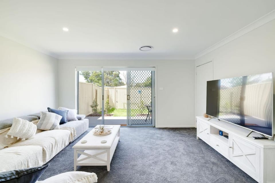 Stylish, Modern 3BR Charmhaven Getaway Vacation rental in Central Coast