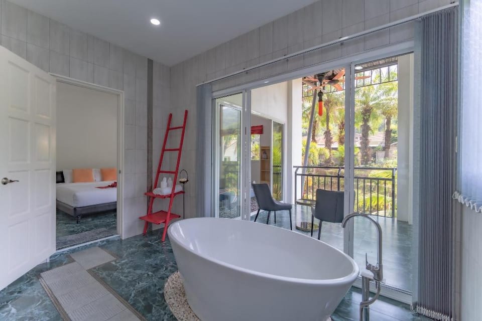 Villa Nap Dau private pool villa for big Family and Friends Villa in Chalong