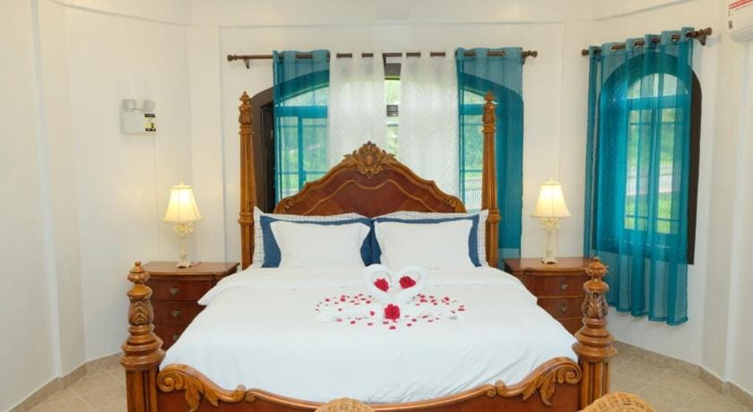 Villa Italia Hotel Hotel in Bicol