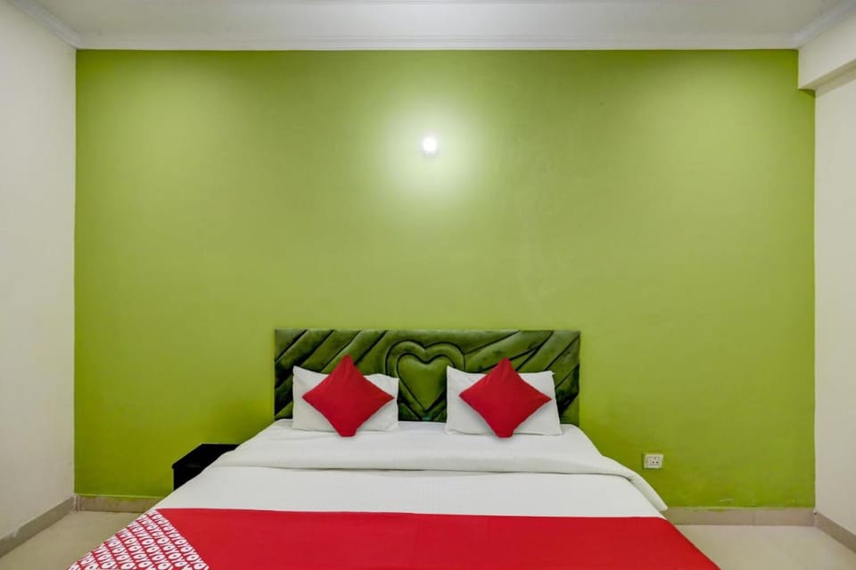 Hotel O The Orchid Hotel in Noida