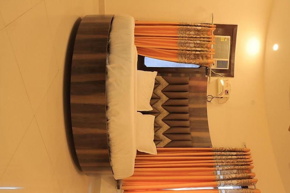 hotel novelty inn Hotel in Punjab, India