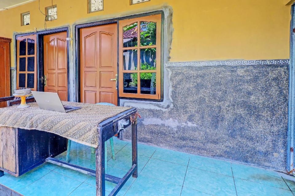 Hotel O Sekar Jagat Near Pantai Baluk Rening Hotel in Bali