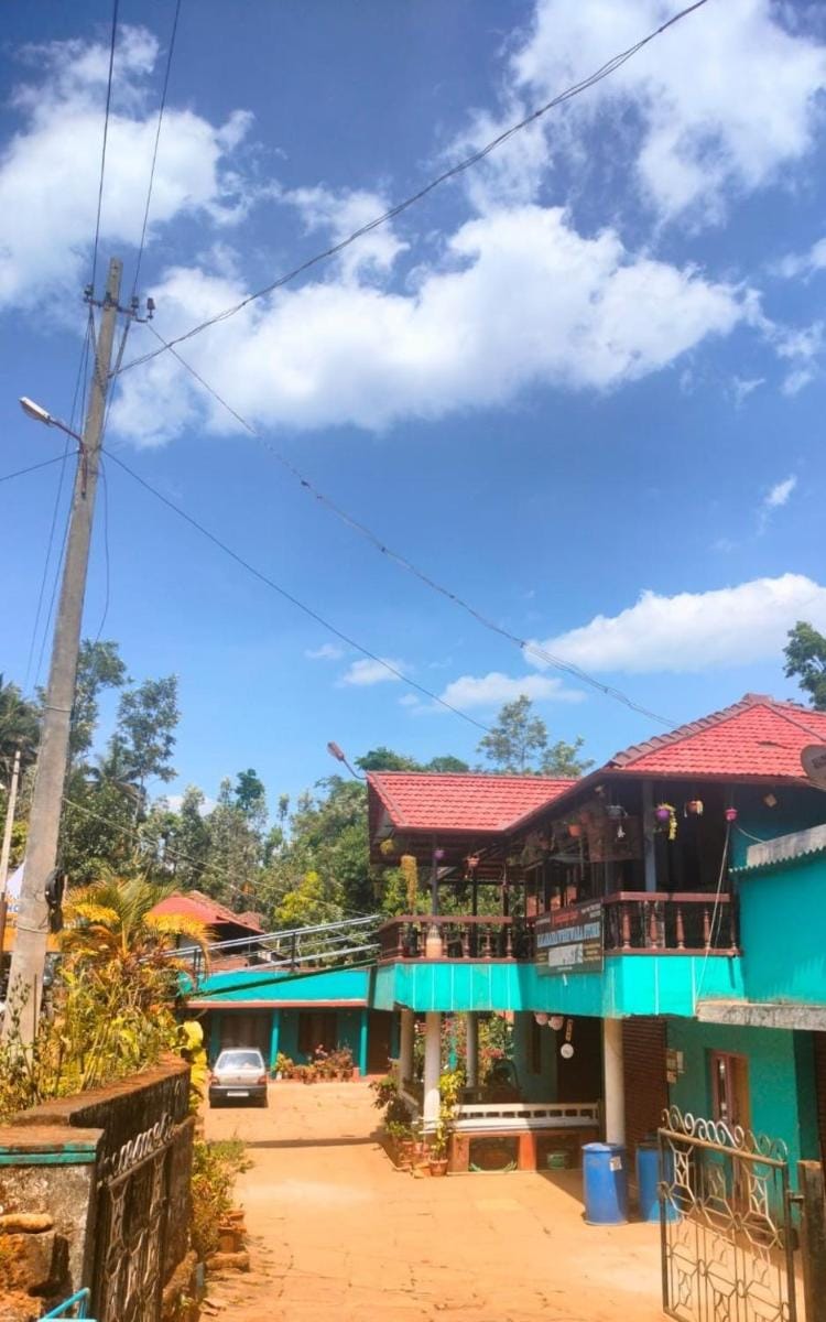 REST POINT HOMESTAY Vacation rental in Karnataka