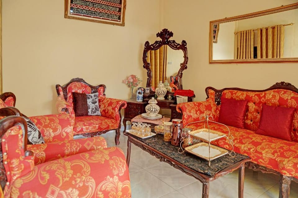 SPOT ON 92412 Homestay Eka Fortuna Ranau Hotel in Indonesia
