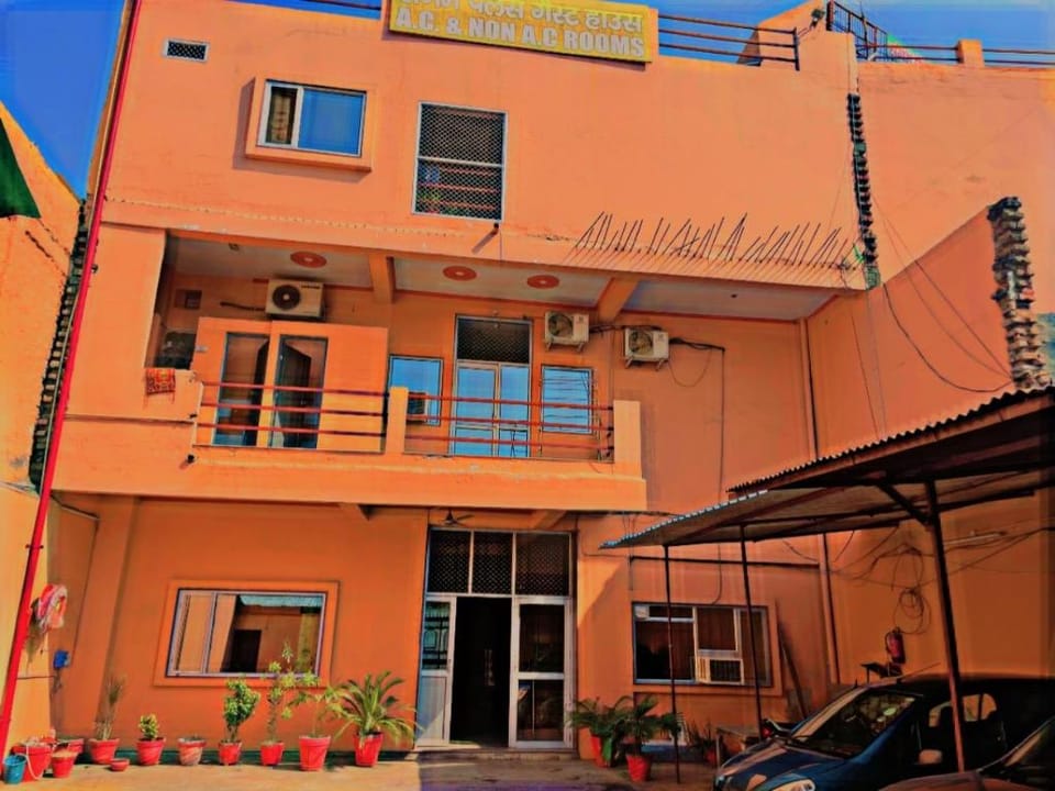 SANGAM PALACE GUEST HOUSE Hotel in Uttar Pradesh