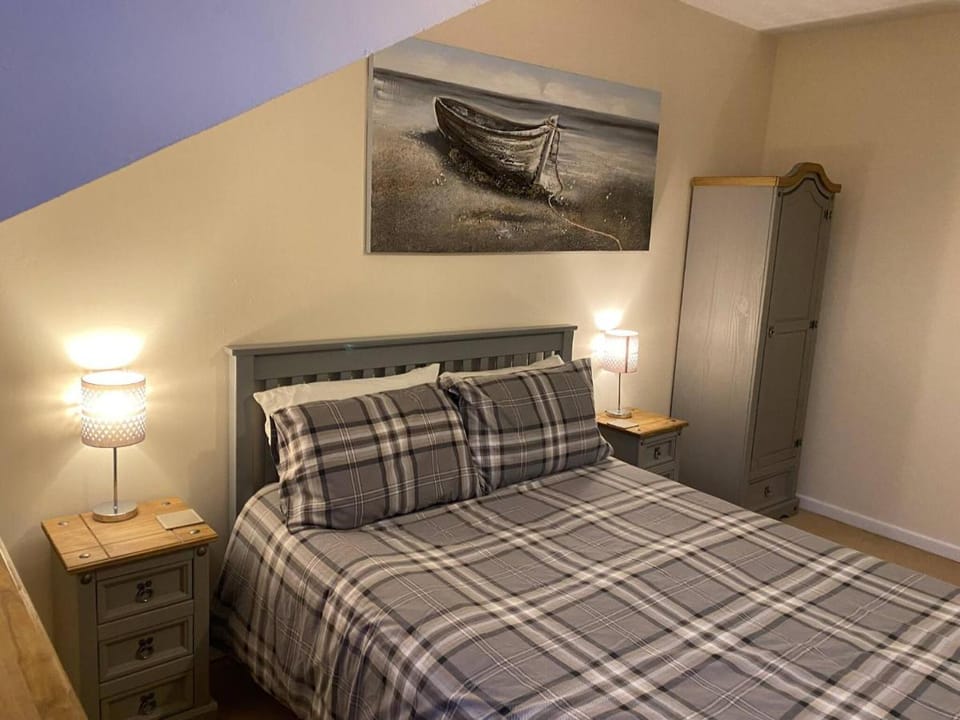 River Penthouse Apt 2BR Parking View St Neots Town Centre Apartment in Huntingdonshire District