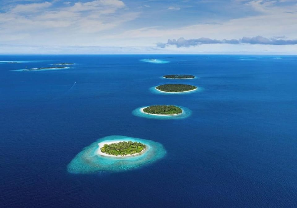 Dhoani Maldives Guesthouse Bed and Breakfast in Maldives