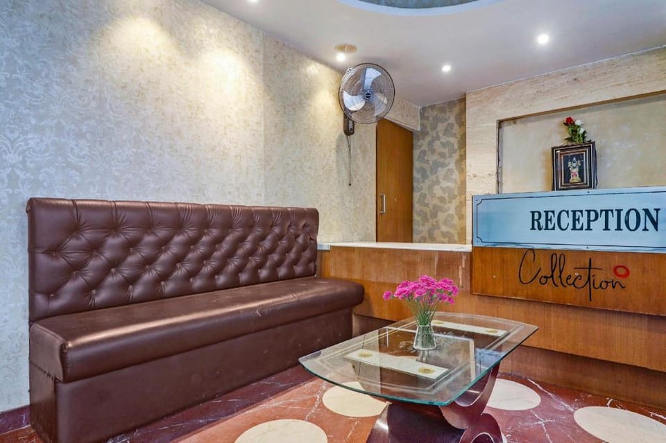 Collection O THE CROWN HOTEL Hotel in Hyderabad