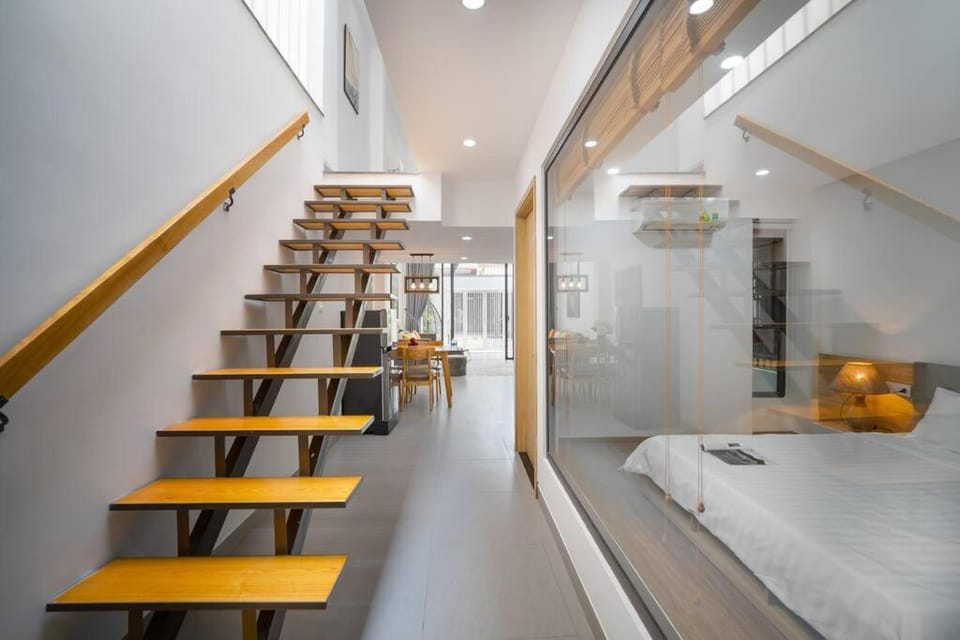 NT Elegant House * 2 minutes walk to My Khe Beach Villa in Da Nang