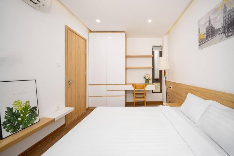NT Elegant House * 2 minutes walk to My Khe Beach Villa in Da Nang