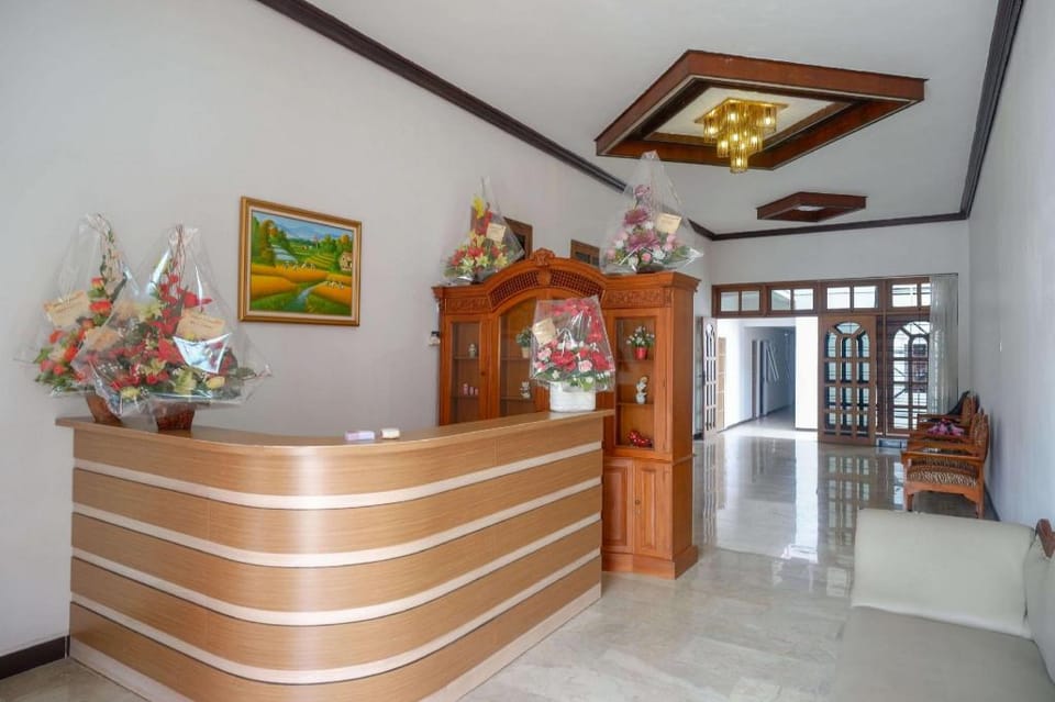 RedDoorz near Kawasan Simpang Lima Area Hotel in Indonesia