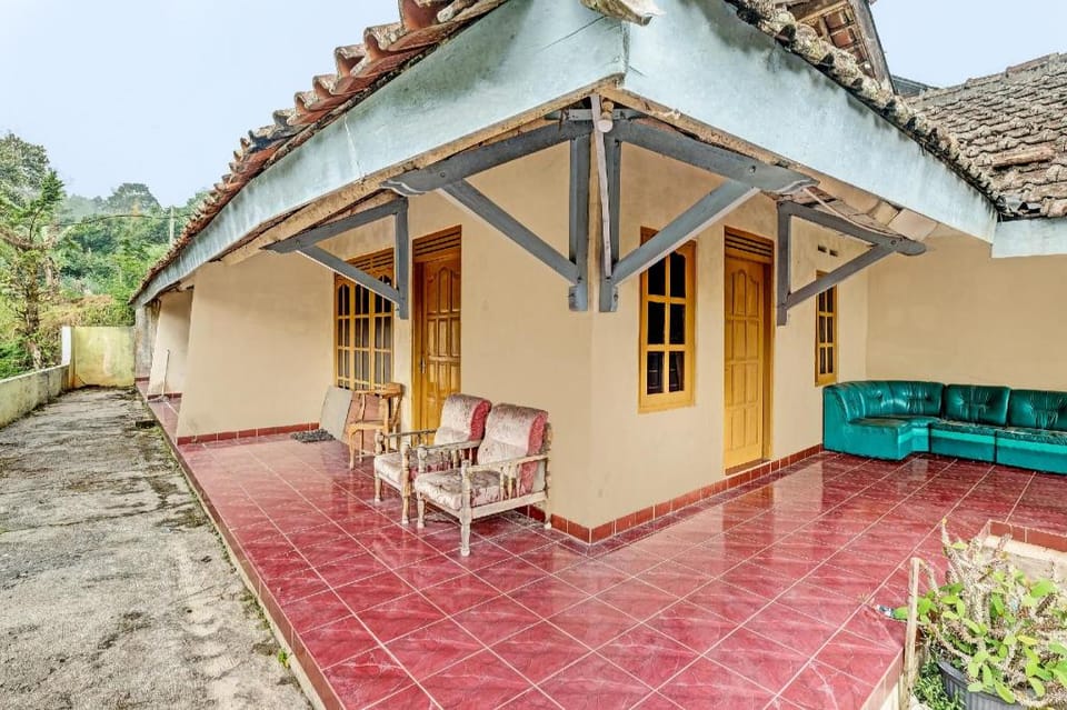 SPOT ON 92414 Hotel Pereng Sari Hotel in Indonesia