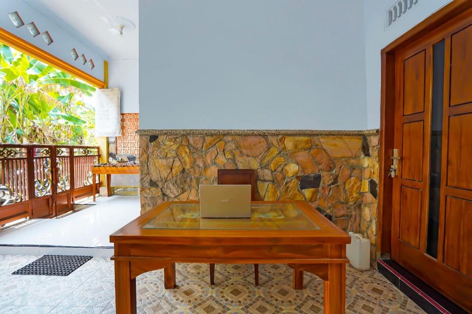 Hotel O Salsabila Homestay Hotel in East Java