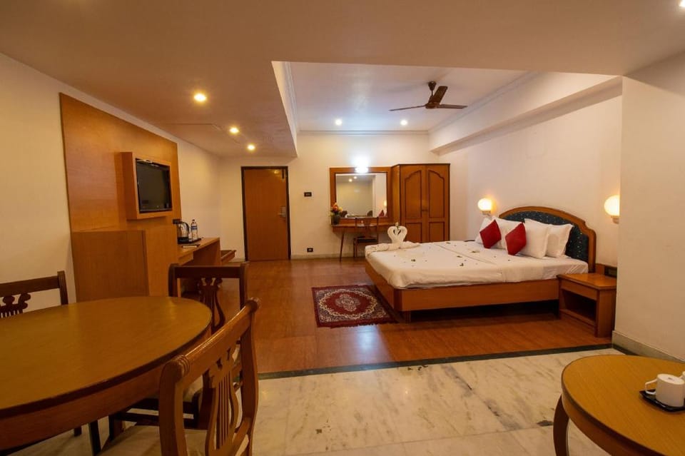 Dfront Golden Palace Hotel in Tamil Nadu