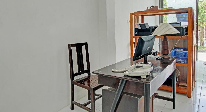 Hotel O Sirih Gading Family Guest House Hotel in East Java
