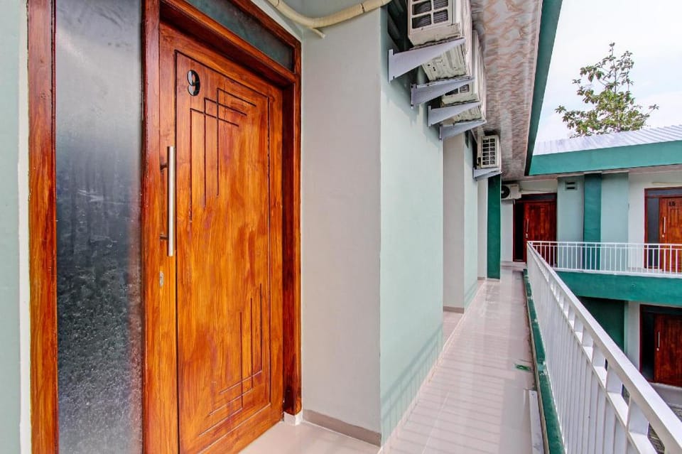 OYO Life 92428 Samudera Guesthouse Hotel in East Java