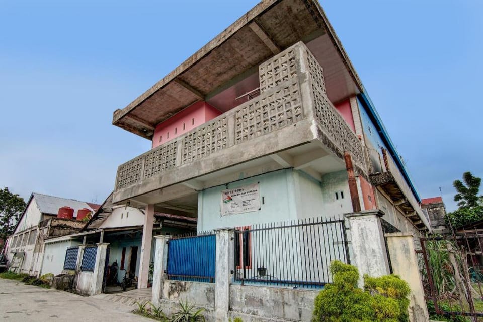 SPOT ON 92449 Libersa Homestay Syariah Hotel in West Sumatra, Indonesia
